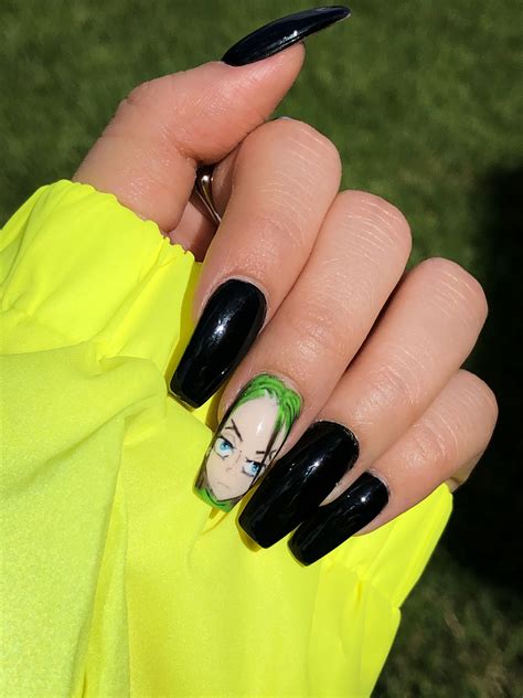 billie eilish fingernails